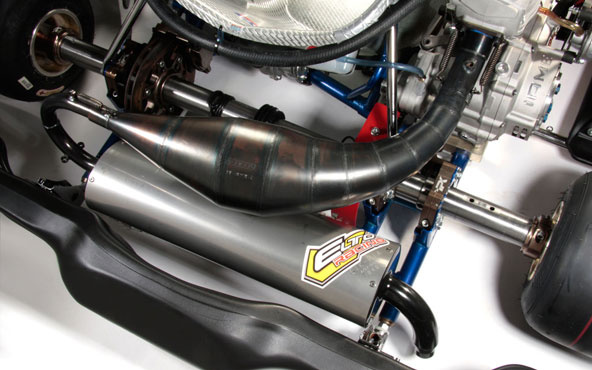 Elto Racing homologue trois silencieux à la CIK