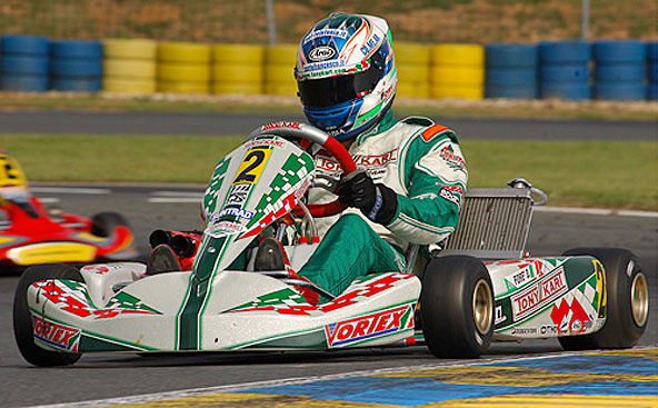 Une partie de l&rsquo;histoire Tony Kart en feu