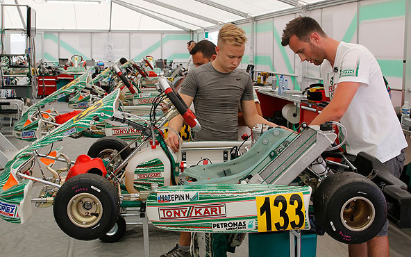 Nikita Mazepin: Kart en 2014, test F1 en 2016 !