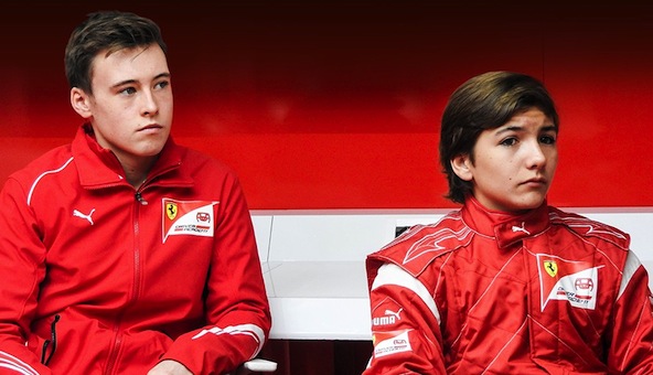 Marcus Armstrong (Ã g.) et Enzo Fittipaldi