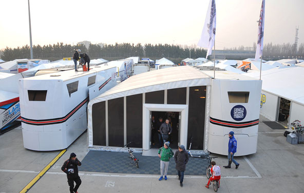 WSK: 270 pilotes et des nouvelles caméras