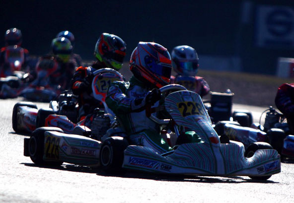 WSK Castelletto: Novalak relaie Joyner en OK