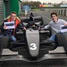 Stars of Karting: Des stages en auto à gagner