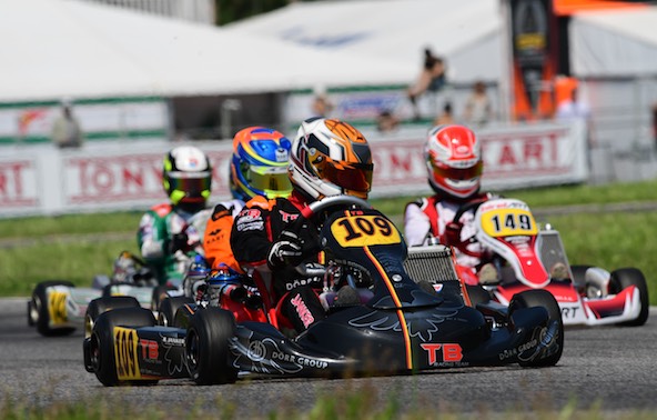 En finale, un accrochage a ruiné les chances de Janker, récent vainqueur de la WSK Super Master Series