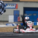 Handikart: Maxime Leger maîtrise et gagne