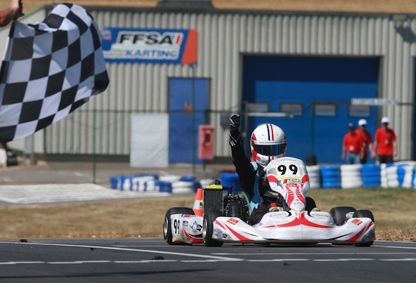 Handikart: Maxime Leger maîtrise et gagne