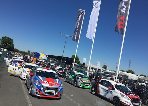 Kart Festival: Quels pilotes gagneront une course en auto?