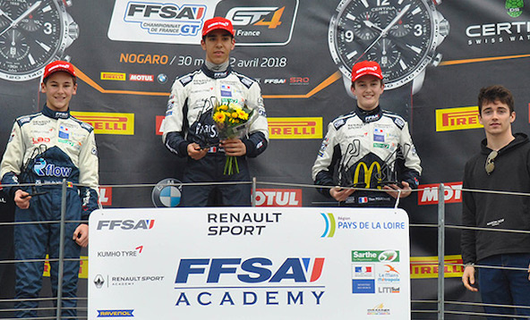 Adam Eteki, élu Espoir Porsche Carrera Cup France