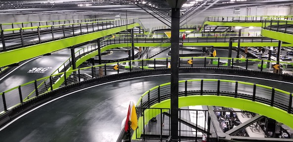 D’incroyables circuits indoor aux Etats-Unis