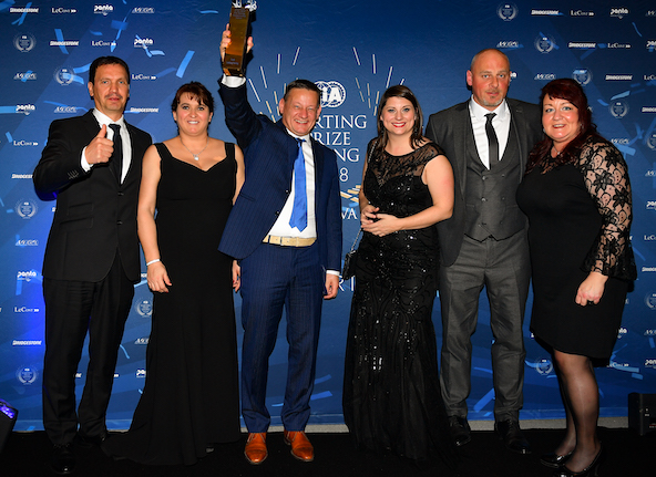 Le Trophée du Meilleur Évènement de la saison 2018 des Championnats FIA Karting a été décerné à Limburg Karting (BEL), représenté par Koen Lemmens pour la très haute qualité de l'organisation du Championnat du Monde KZ.