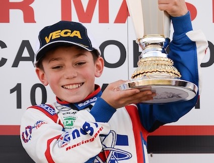 Alex Powell, nouveau phénomène du Mini international