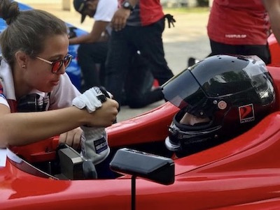 Débuts en F4 et déjà premiers succès pour Hadrien David