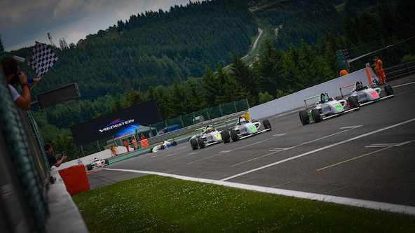 F4: Hadrien David reste leader après Spa Francorchamps