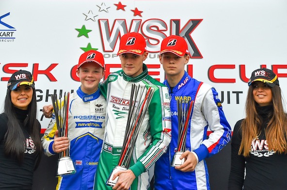 De g. à dr., Barnard (vainqueur de la WSK Open Cup), Turney (vainqueur de cette finale à Castelletto) et Smal.