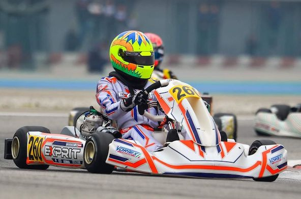 Siksnelis et les frères Wurz avec le team officiel Exprit