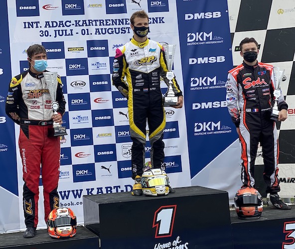 Podium pour Arthur Carbonnel (à dr.) en Course 1 en KZ2 derrière des ténors comme Stan Pex et Fabian Federer