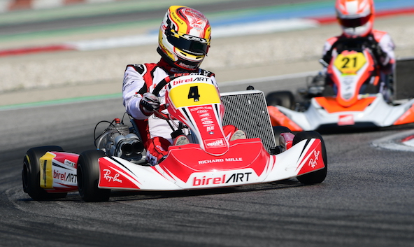 Malchanceux à deux reprises alors qu'il visait le titre de Champion d'Europe en KZ2, puis vice-Champion du Monde KZ en 2019, Longhi coiffe enfin la couronne tant désirée.