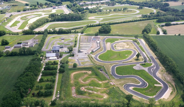Lohéac lance la saison de Formule 20.000 et Histori’Kart