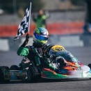 Evan Giltaire triomphe à Las Vegas, le conte de fée continue. Hiltbrand gagne en KZ