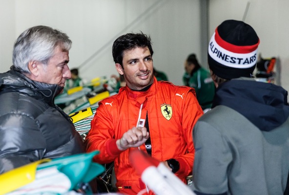 Le pilote de F1 Carlos Sainz lance sa marque de chassis en partenariat avec l usine OTK-3