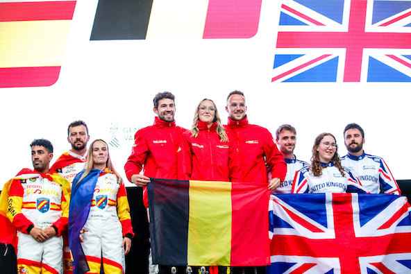 Victoire de la Belgique en Endurance. A noter qu’au minimum une pilote féminine devait faire partie de l’équipe.