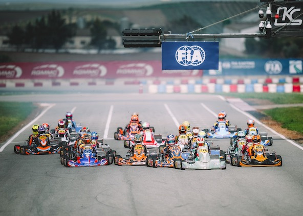 Pradier et Cochet: Deux Français dans le top-10 au Championnat d’Europe OK en Espagne. “Mercedes” gagne devant “McLaren”…