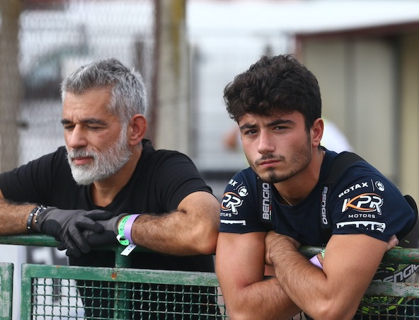 Etudes, entrée dans la vie active et succès en karting: Rien d’incompatible pour Enzo Valente !