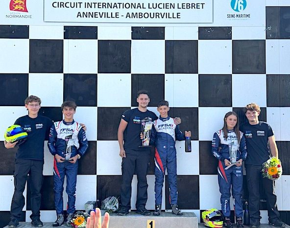 Matéo Rivals fête son titre de Champion de France Junior par une victoire à Anneville