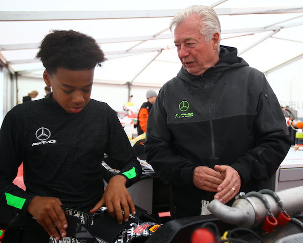 Mike Wilson avec Kenzo Craigie