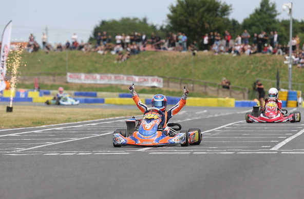 NSK / Angerville: Une finale de haute intensité qui sourit à Carsten Soer à Angerville