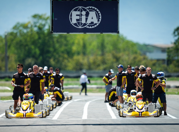 Trophée Académie FIA Karting – Junior: Un nouveau leader et une déception pour le Français Saad Deresnes