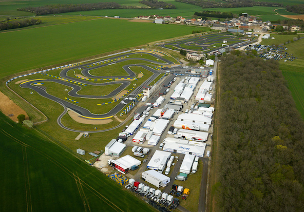 5 catégories à Angerville (photo FIA Karting / KSP Reportages)
