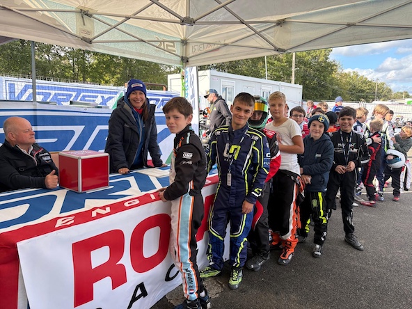 Les Minis attendent de savoir le numéro de moteur qu’ils vont tirer au sort !