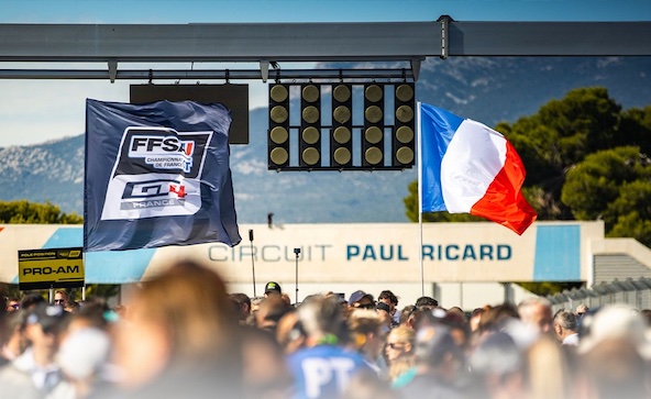 Cliquez sur l’image pour accéder au live timing
