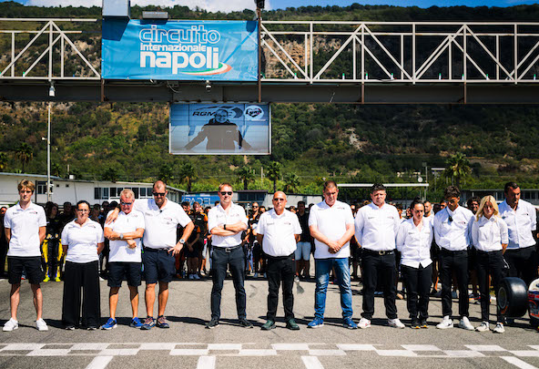 L’équipe RGMMC a rendu hommage à Lynn Geidel à Sarno