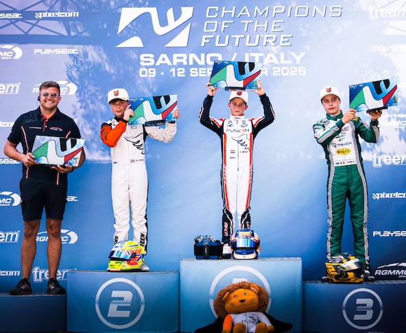 Le podium OK-Junior à Sarno